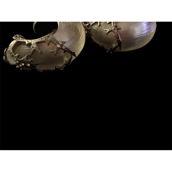 Alexis Bittar Clip-on Earrings. Stunning for all occasions. - Picture 9 of 9